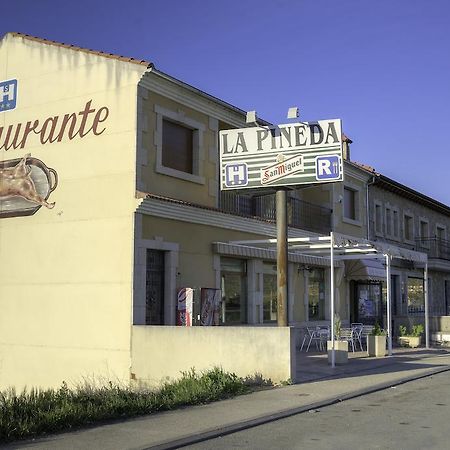 Hostal Restaurante La Pineda エル・バルコ・デ・アビラ エクステリア 写真