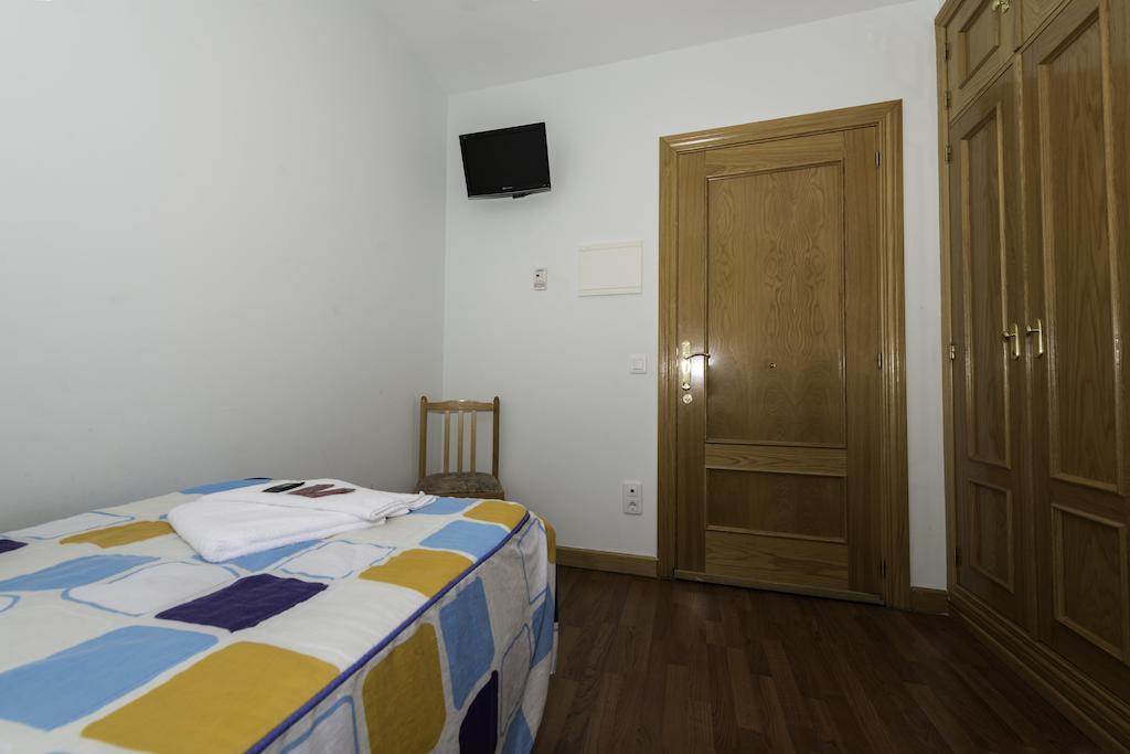 Hostal Restaurante La Pineda エル・バルコ・デ・アビラ 部屋 写真